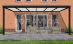 Terrassenueberdachung-6m-mattschwarz-polycarbonat-dach