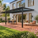 Terrassenüberdachung Plus 7 x 4 Meter Mattschwarz klares Glas moderne Rinne – Seitenansicht