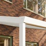 Terrassenüberdachung Plus 8,03 x 4 Meter Mattweiß Klarglas moderne Rinne – Rinnendetail
