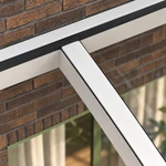 Terrassenüberdachung Plus 8,03 x 4 Meter Mattweiß Klarglas moderne Rinne – Verbindungsdetail