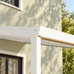 Terrassenüberdachung Plus 3,03 x 3,5 Meter Mattweiß Opal-Polycarbonat moderne Rinne – Rinnendetail