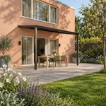 Terrassenüberdachung Plus 5 x 2,5 Meter Mattschwarz opales Polycarbonat moderne Rinne – Gesamtansicht