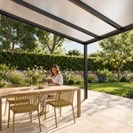 Terrassenüberdachung Plus 5 x 4 Meter Mattschwarz opales Polycarbonat moderne Rinne – Gartenblick